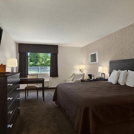 Travelodge By Wyndham Hubbard Oh Buitenkant foto